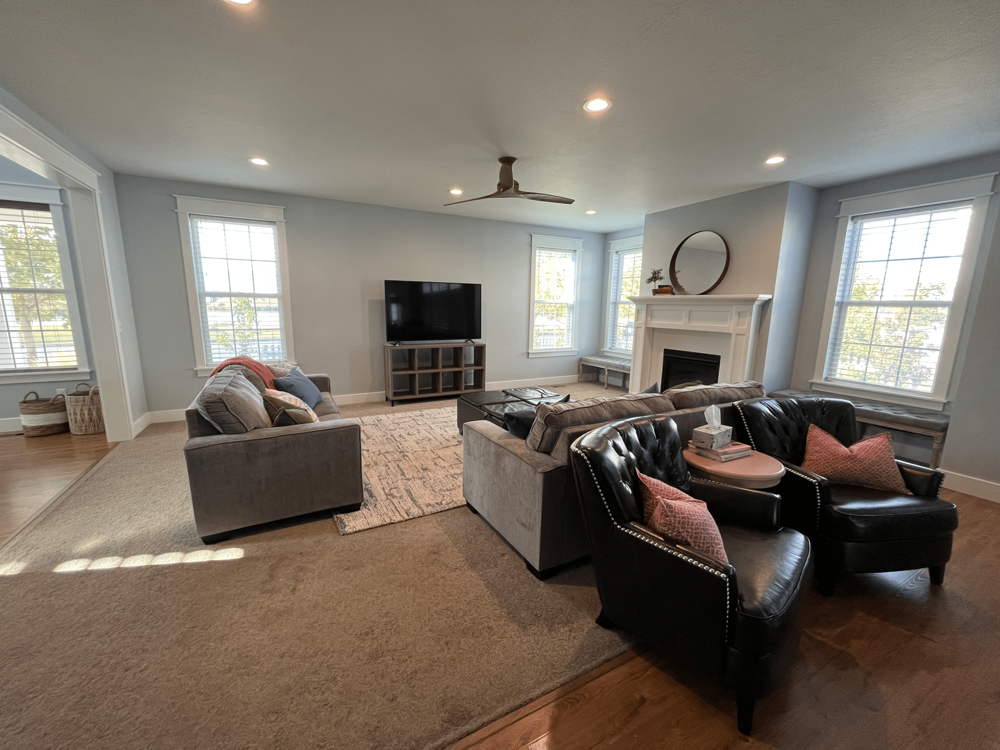 Picture of the 'great room' pic 2.